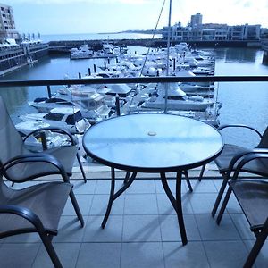 Two-Bedroom Apartment Marina View